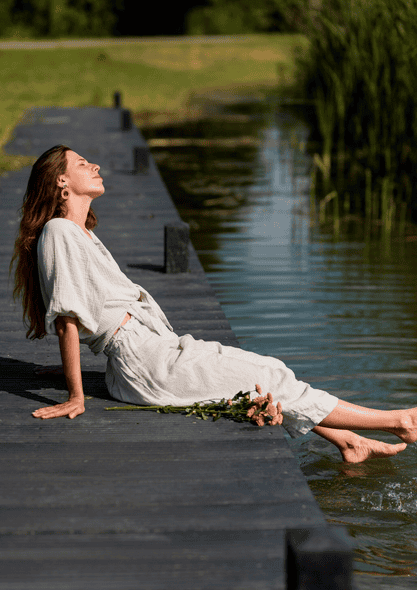 Water fun during a summer day trip — a great way to reduce pollen exposure