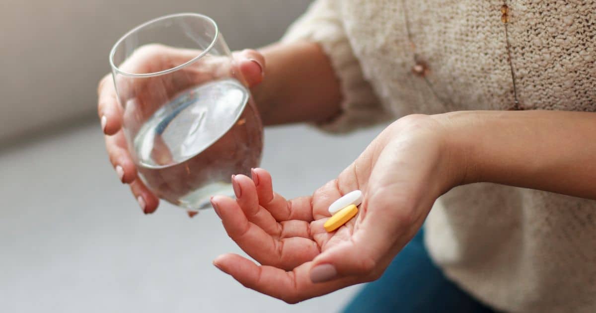Treating histamine intolerance requires consultation with a specialist who will develop a treatment plan tailored to your specific triggers, which differ from person to person.