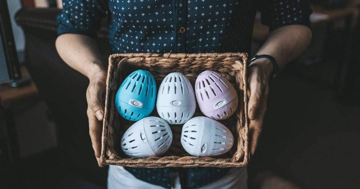 Because laundry detergent allergy is far from rare, many hypoallergenic detergents and gels have been developed so allergy sufferers can do their laundry worry-free.
