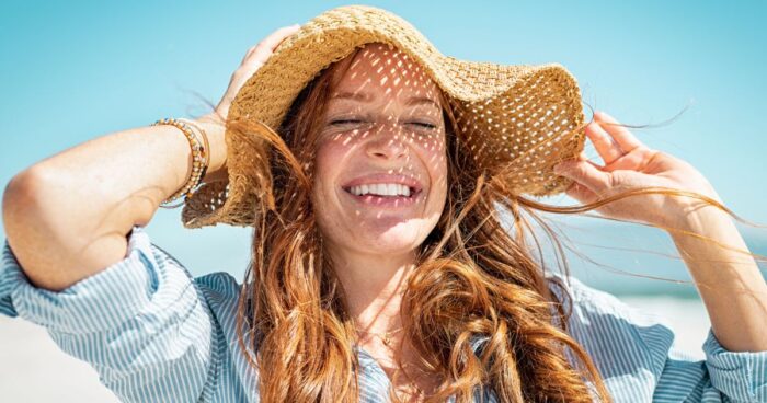 Wear protective clothing. Grab a hat, sunglasses, and clothing with UV protection. If you have a severe sun allergy, opt for long sleeves and trousers.