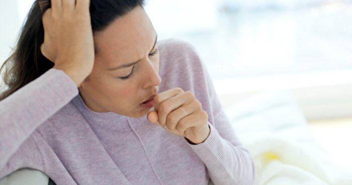 If you suffer from mould allergy, we share 5 effective tips to help you get rid of mould allergy symptoms.