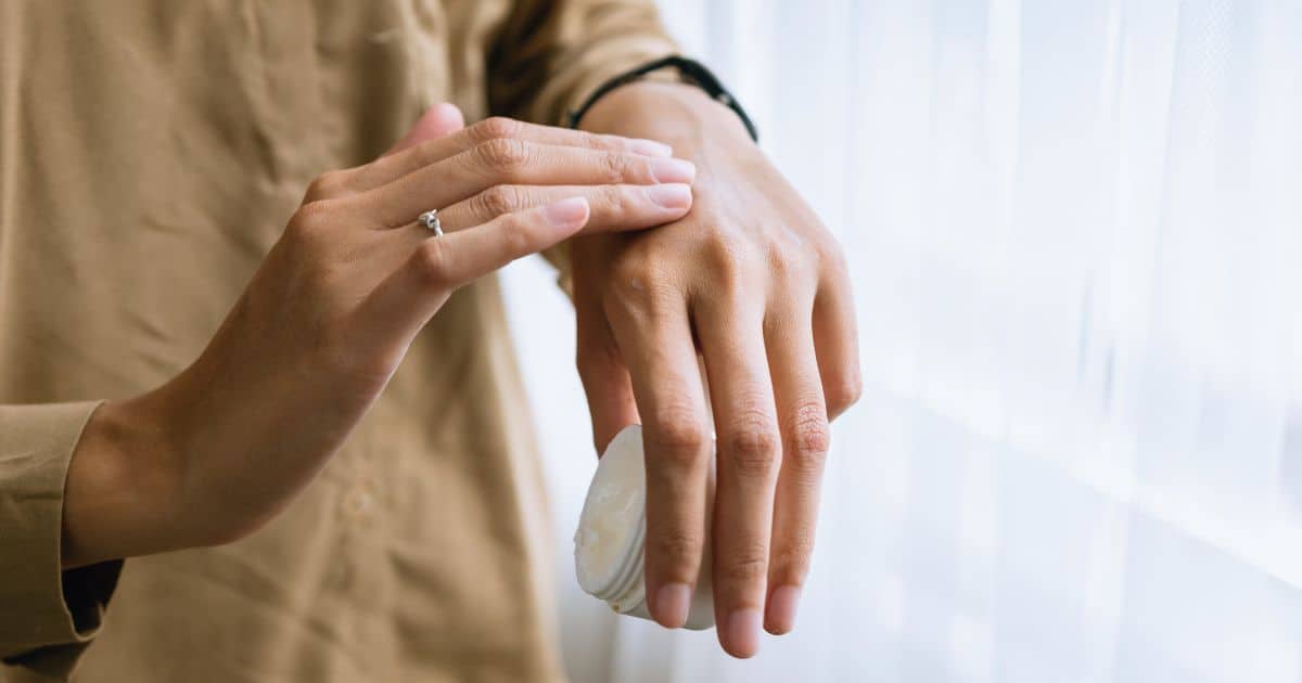 I personally tested every cream on this list for at least three months, across different seasons and during various eczema flare-up phases.