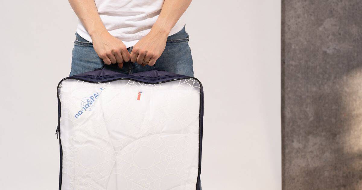 The most effective pillow for allergy sufferers contains a nanofibre membrane that physically blocks dust mites.