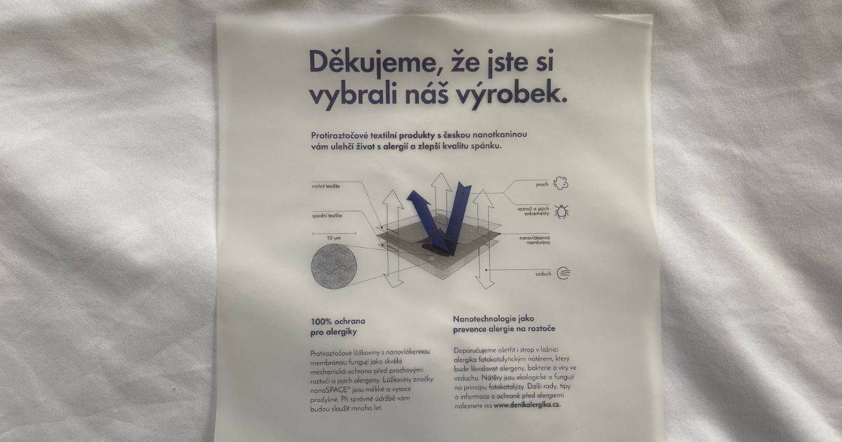 Inside the box, alongside the cover itself, we found a thank-you note, an explanation of how the nanofibre membrane works, and care instructions.