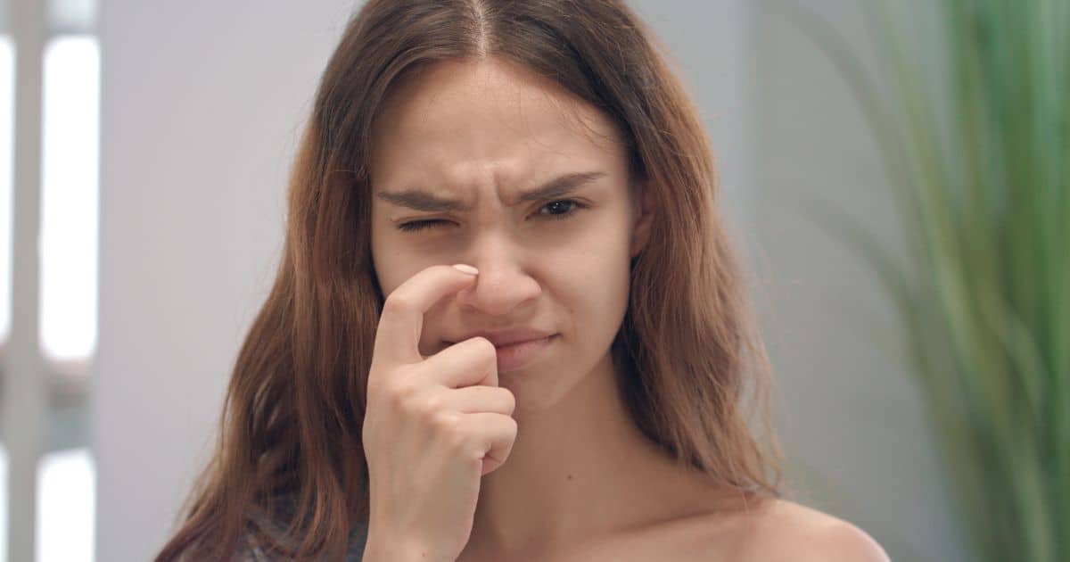 When an allergen enters the nose of someone with allergies, the immune system flags the substance as dangerous and starts producing histamine to fight it off. This triggers inflammation and swelling of the nasal lining and upper airways.